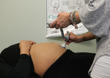 Pregnant woman avoiding alcohol